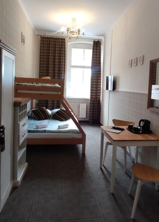 Hostel Night O'Clock Opole Exterior foto